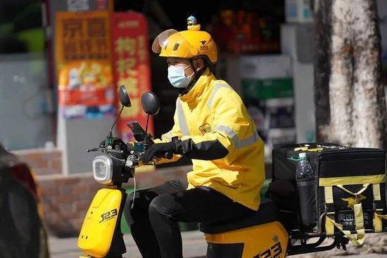 骑手谈电动车新国标 安全与效率的博弈